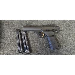 CONSIGNMENT BROWNING BUCK MARK BLK, 22LR 2X 10RD MAGS (Consignment)