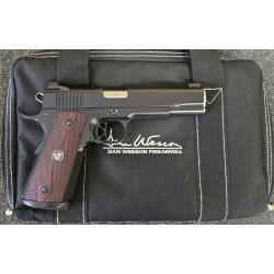 Consignment Dan Wesson Valor 1911 Black 2x8rd 45acp magazines (Consignment)