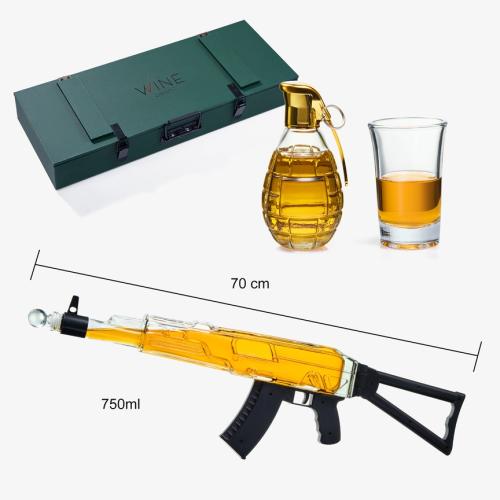 Whiskey Decanter & 3 Shot Glasses, Small Decanter Gift Set