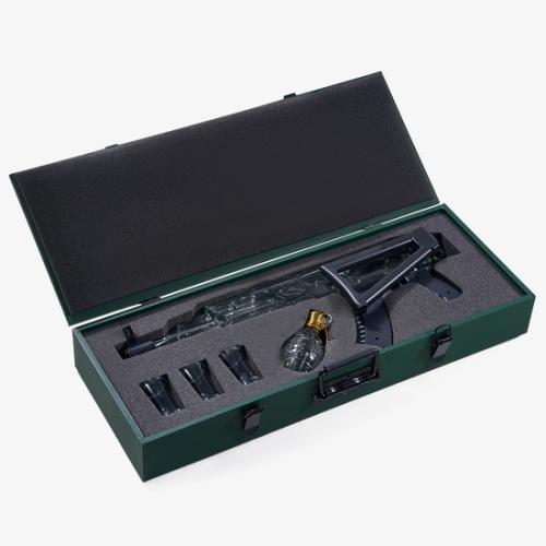 Whiskey Decanter & 3 Shot Glasses, Small Decanter Gift Set