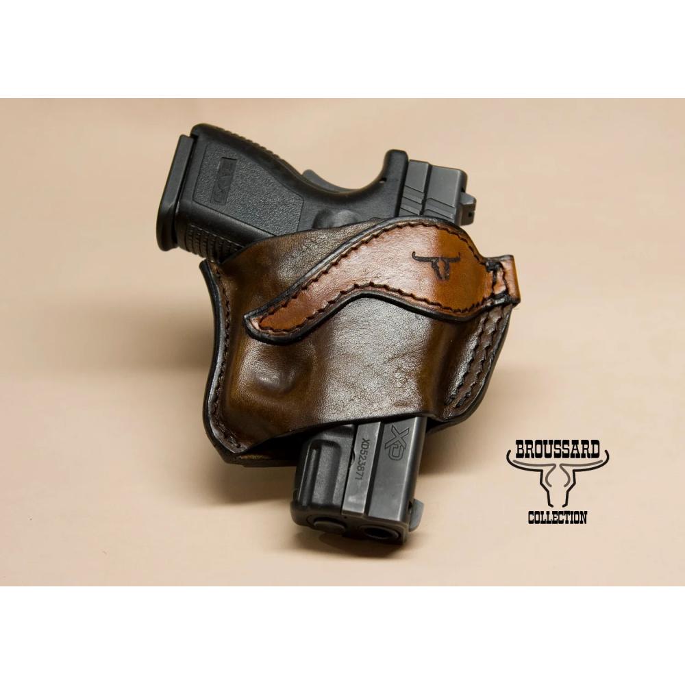 BROUSSARD COLLECTION PANCAKE HOLSTER, MEDIUM