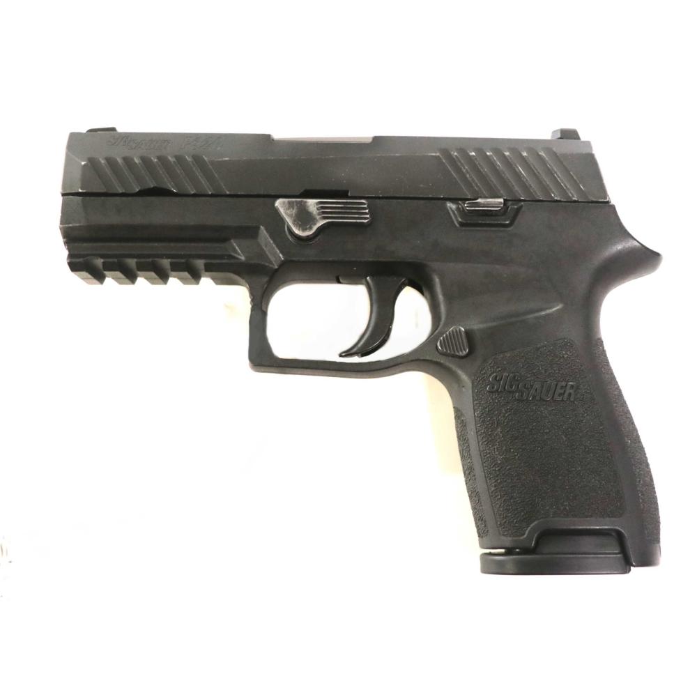 SIG P320 40 CAL WITH EXTRA MAG (Consignment) SIG P320 40 CAL WITH EXTRA MAG (Consignment)