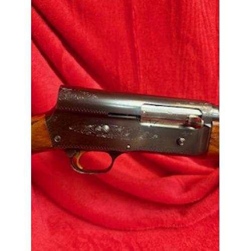 BROWNING A-5 SHOTGUN 16 GUAGE