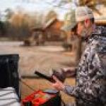 MOULTRIE EDGE 2 CELLULAR TRAIL