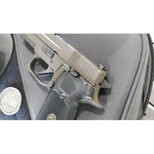 P220