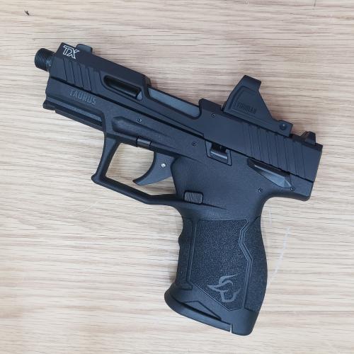 TAURUS TX 22 COMPACT W/ OPTIC