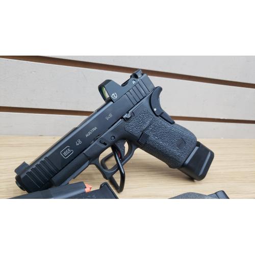 GLOCK 48