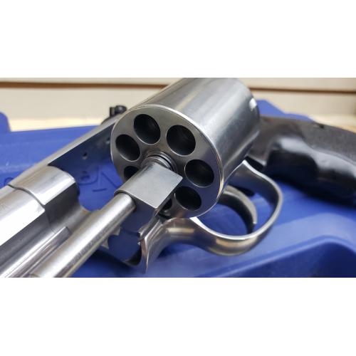 SMITH & WESSON 686-6 7 SHOT .357 MAGNUM