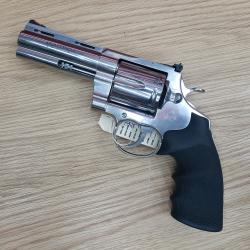 Colt's Manufacturing Anaconda, Revolver, 44 Magnum, 4.25 Barrel, Semi-Bright Stainless Finish, Hogue Grip, 6 Rounds ANACONDA-SP4RTS