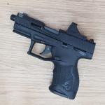 TAURUS TX 22 COMPACT W/ OPTIC