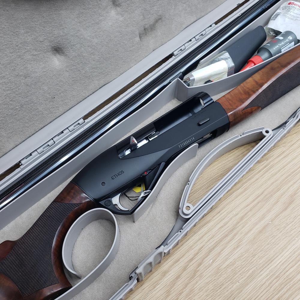 BENELLI ETHOS 12GA WITH CASE AND CHOKES