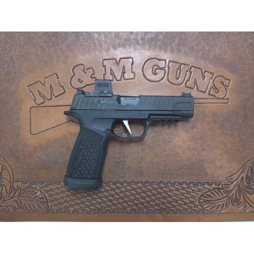 Pre-Owned Sig P365 Fuse With Holosun EPS Carry, Two Magazines, With Alien Gear Holster And Magazine Holder