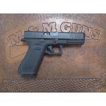 Pre-Owned Glock 22 Gen 5 Semi-Automatic Pistol | .40 S&W | 4 Magazines