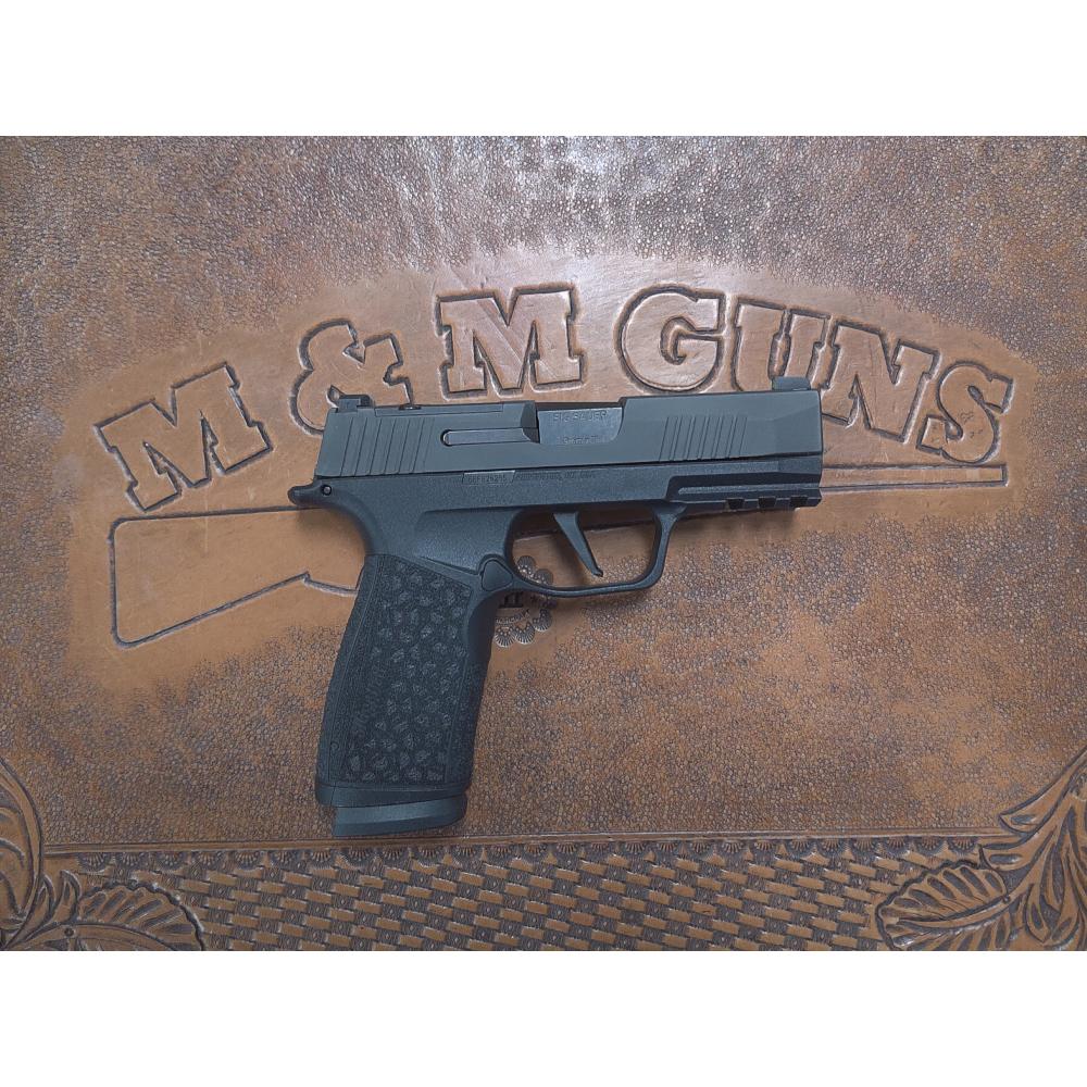 Pre-Owned SIG SAUER P365 X-MACRO | 9mm | Semi-Auto Pistol | One Magazine