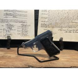 Used Beretta 418M chambered in .25 ACP (6.35mm) in excellent condition. Comes with a custom kydex and leather holster and one magazine