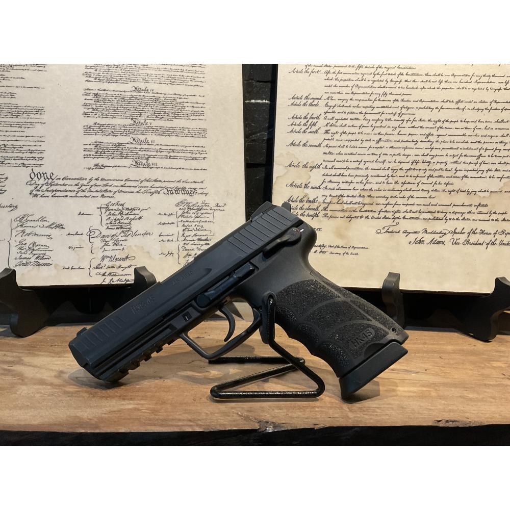 H&k HK45 with 4 magazines