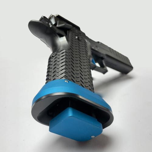 McLearn 5" Khopesh Limited Optics Gun