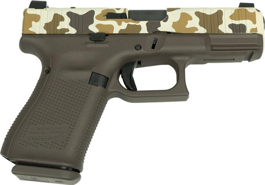 GLOCK 19V 9MM DUCK CAMO CERAKOTE 15RD (3) MAGAZINES-img-1