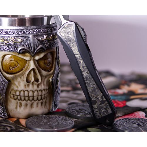 Heretic Knives – Manticore-E OTF Knife Black w/Fat CF