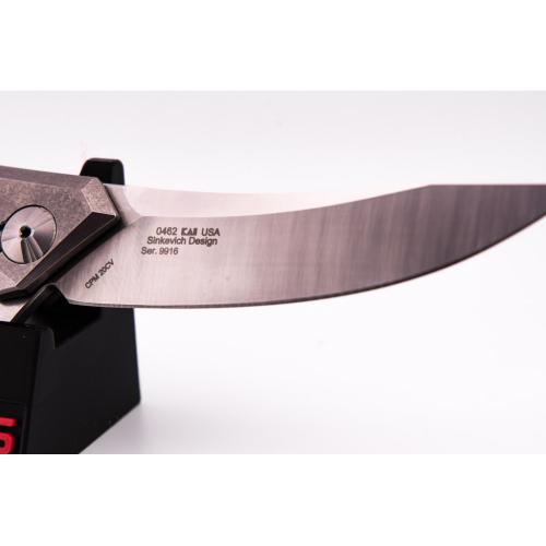 Zero Tolerance 0462 Sinkevich Flipper - Red Carbon Fiber / Titanium