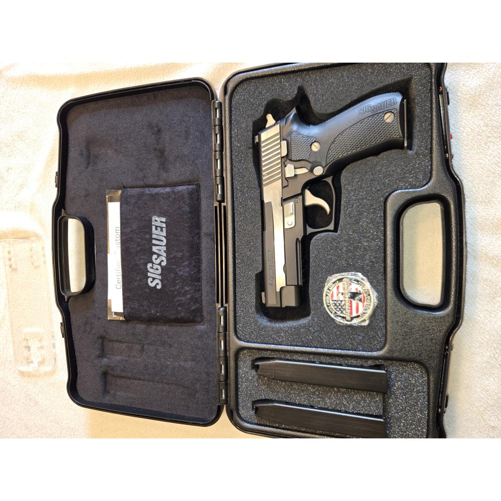 Sig Sauer P220 Elite Equinox .45