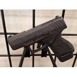 Taurus GX4 9mm
