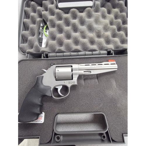 SMITH & WESSON 686