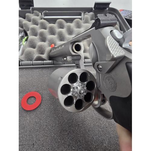 SMITH & WESSON 686