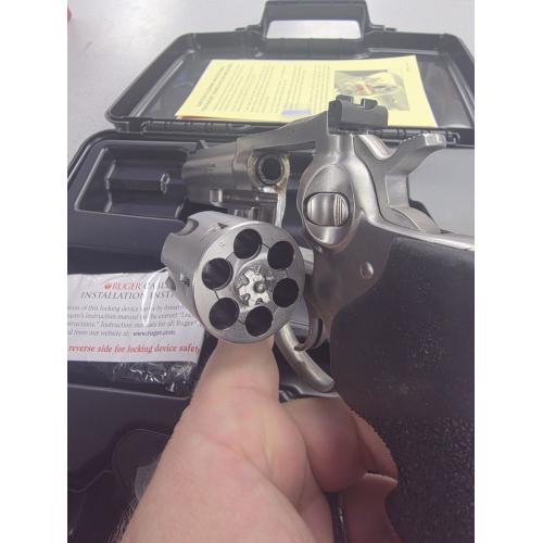 RUGER GP100 4"