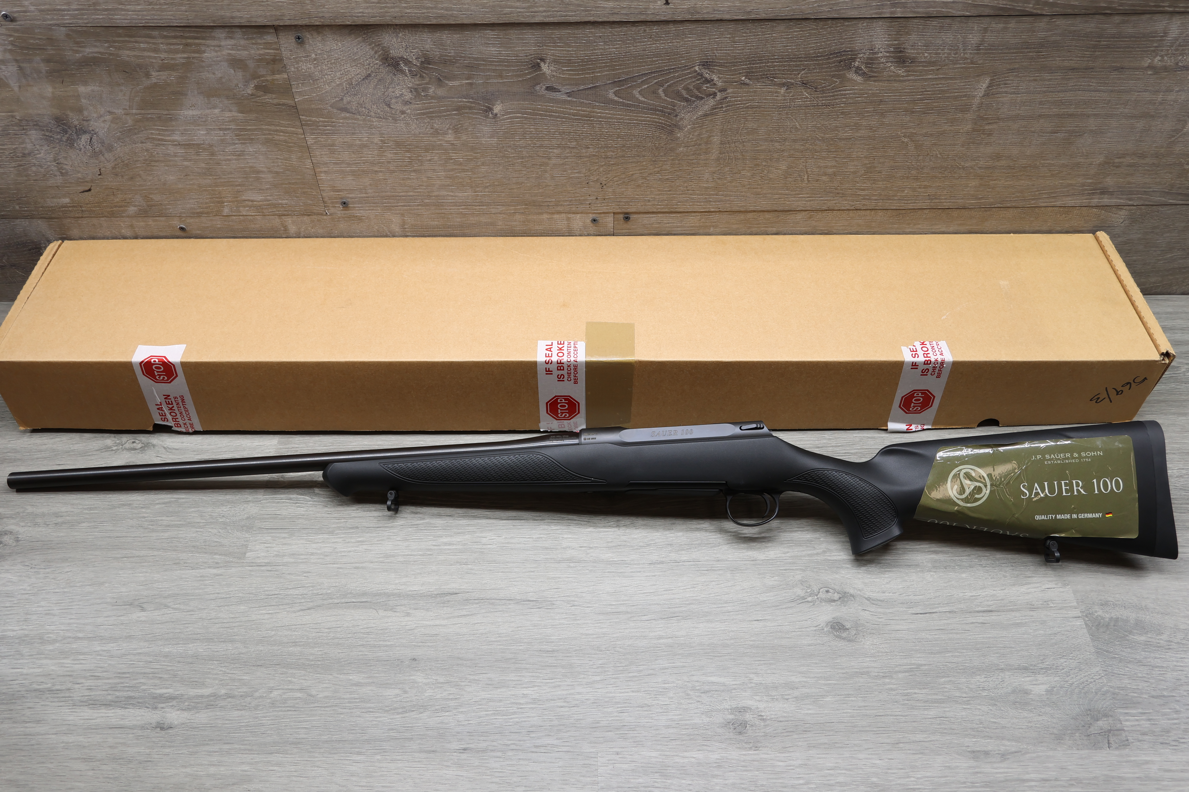 Sauer 100 Classic XT .300 Win Mag - Like New - 24" Blued Barrel-img-0