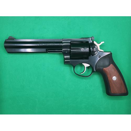 Ruger GP100 6in barrel / mid 90s bonus grip