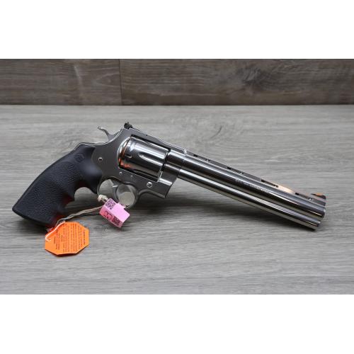 Colt Anaconda 8" Stainless .44 Magnum Revolver LIKE NEW
