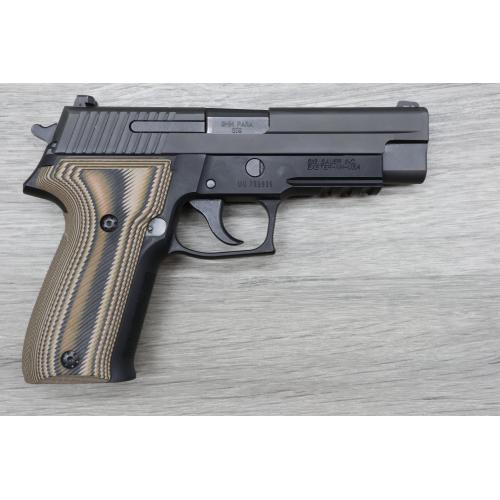 Sig Sauer P226 9mm Tactical Pistol Package 6 Mags