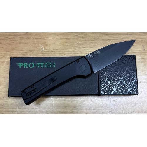 Scapegoat Compact, Black Handle, Black Blade