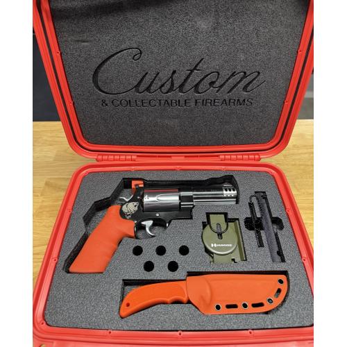 S&W 500 Grizzly Emergency Kit