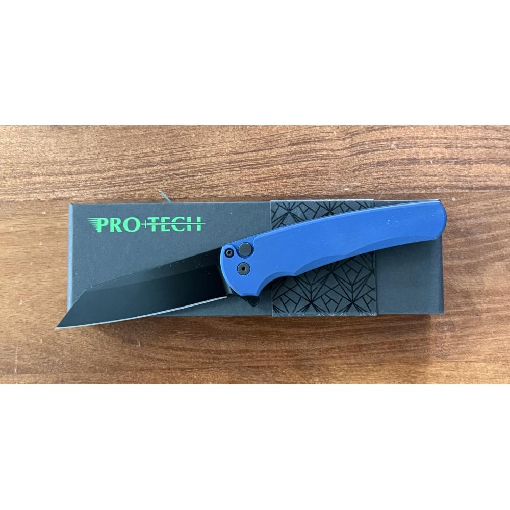 Malibu, Blue Handle with Black Blade