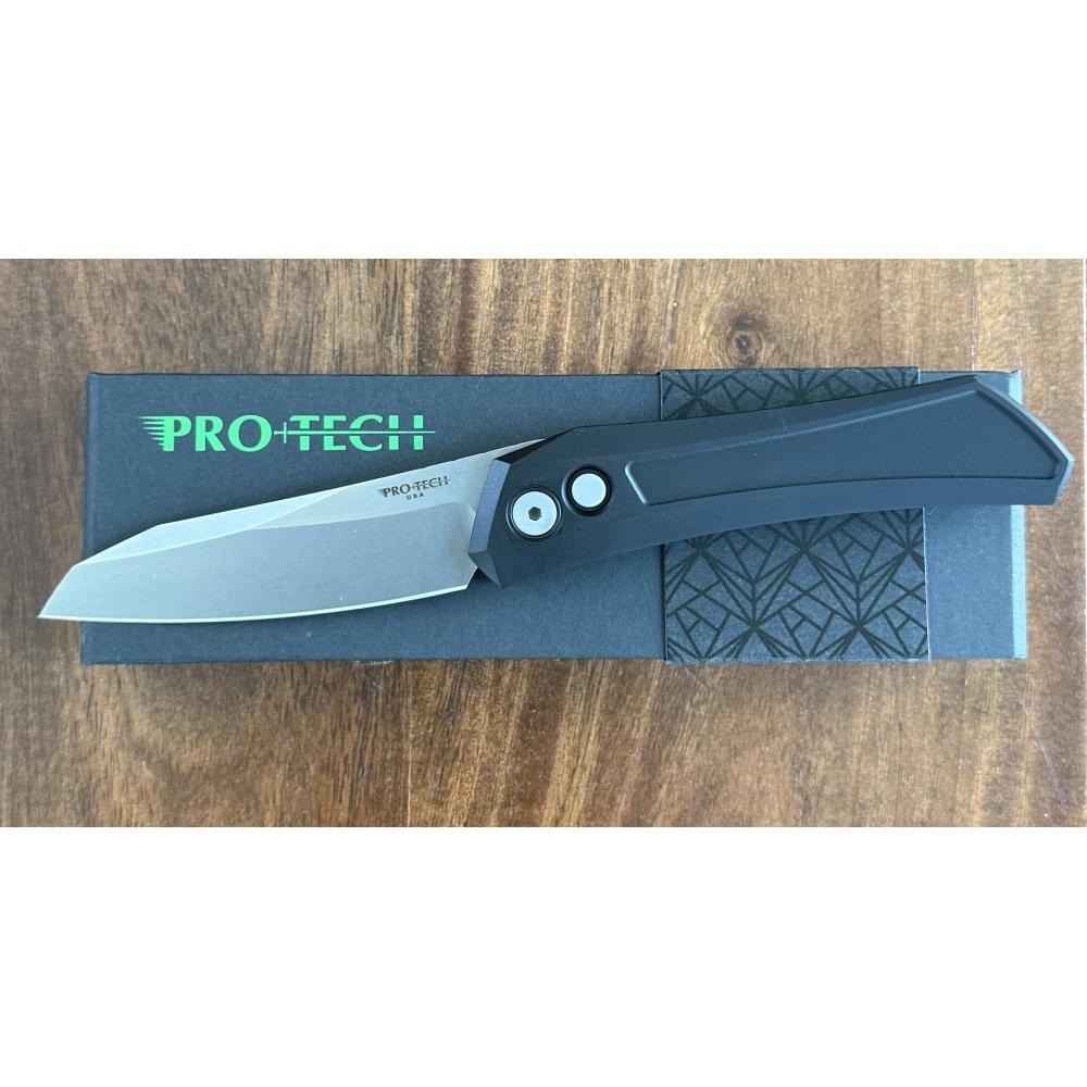Oligarch, Black Handle with Stonewash Blade