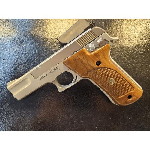 Smith & Wesson 622 .22 Pistol