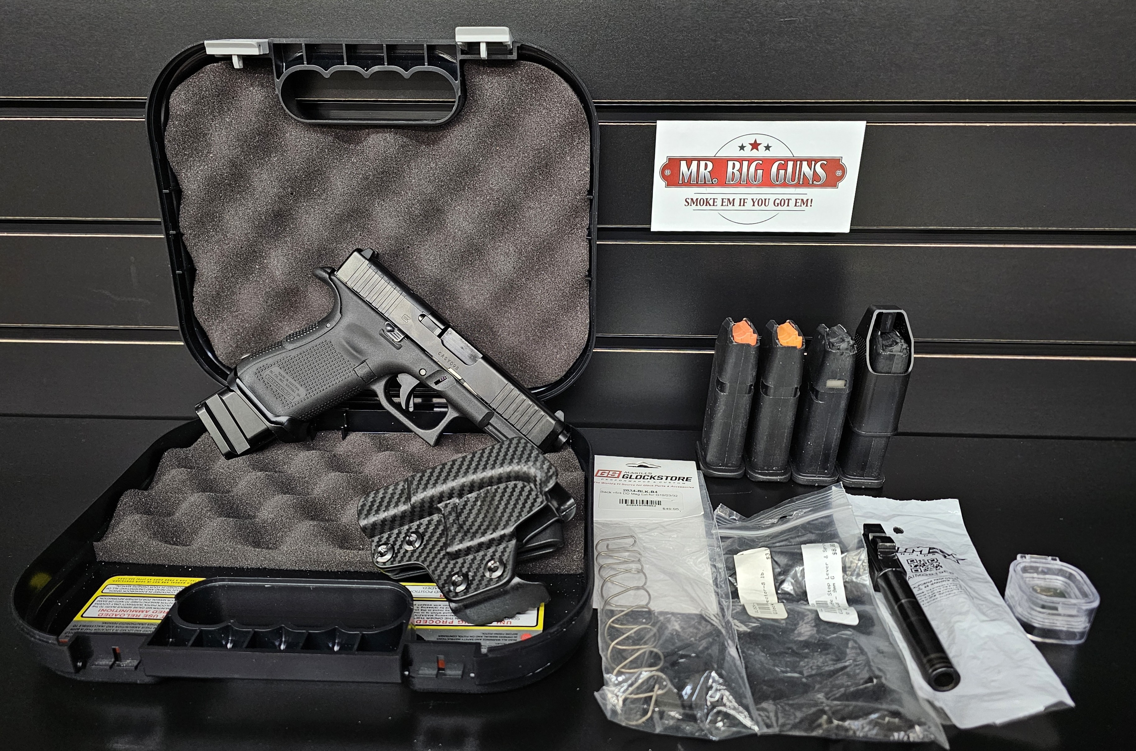 Glock 19 Gen5 MOS G19 Gen 5, comp barrel +5 MAGS & ORIG CASE LOTS OF EXTRAS-img-0
