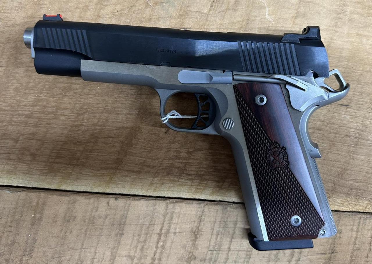 Service Section Gun Cover Image