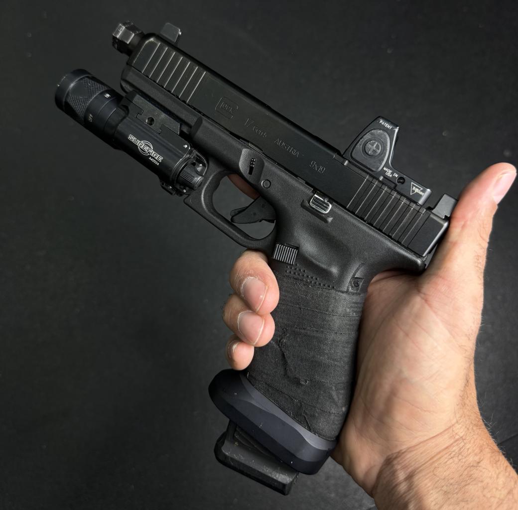 Glock 17 Gen 5 MOS — Side Profile